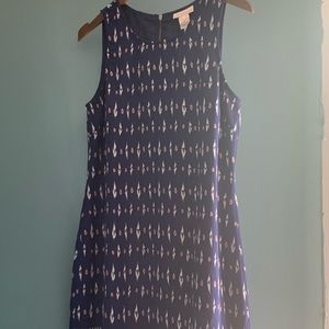 Sleeveless shift dress